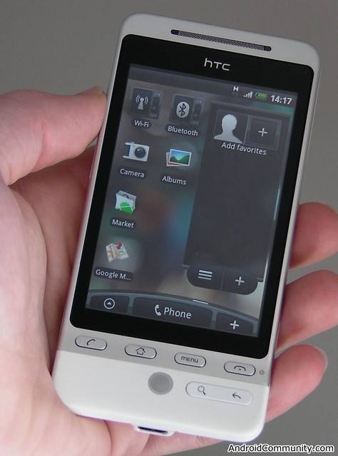 Htc hero. HTC Hero 2. HTC Hero wg3. HTC С трекболом. Смартфон HTC С шариком.