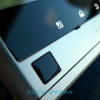motorola-devour-verizon- 047-SlashGear