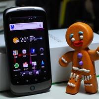 Nexus-One-Gingerbread