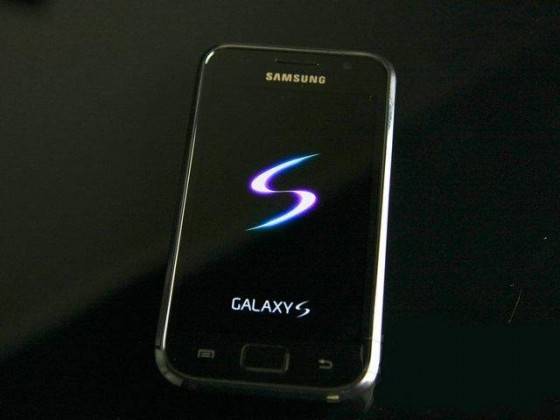 schuifelen studie Ban Is the Samsung GT-I9003 a Galaxy S with Super Clear LCD? - Android Community