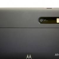 Motorola-XOOM-Review-09