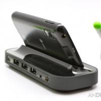 motorola-atrix-4g-accessories-ac-30-AndroidCommunity1
