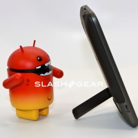 htc-thunderbolt-original-size-09 (1)