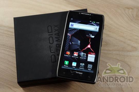 Motorola DROID RAZR MAXX Review - Android Community