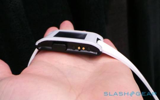 pebble_smartwatch_hands-on_sg_4