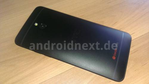 htc-one-mini-leak-back-500x281