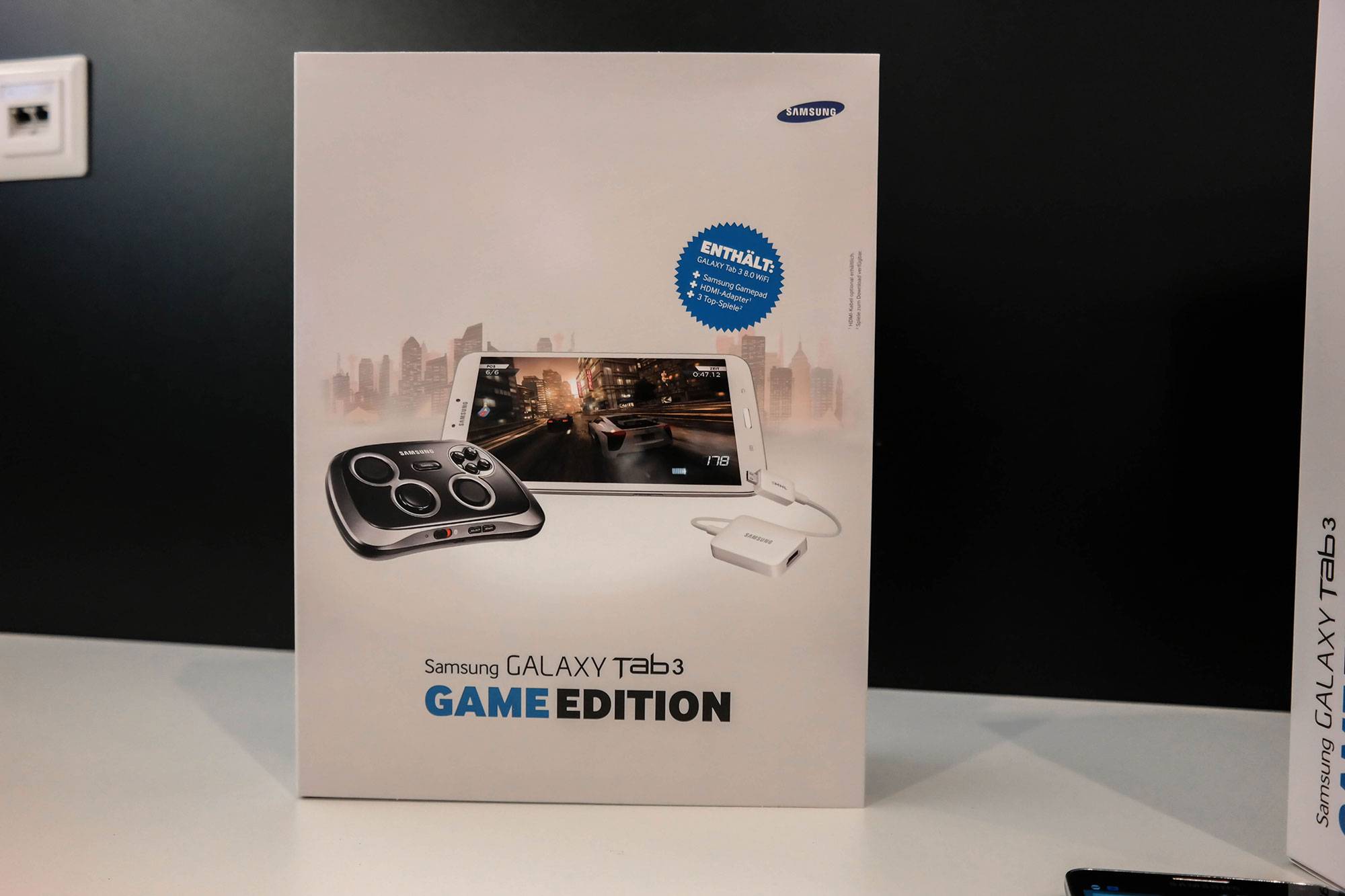 Samsung Galaxy Tab 3 Game Edition has tablet controller and HDMI