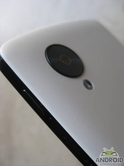 nexus-5-camera-closeup