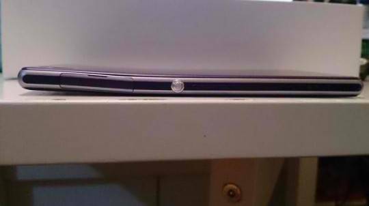 sony-xperia-z1-bent-2