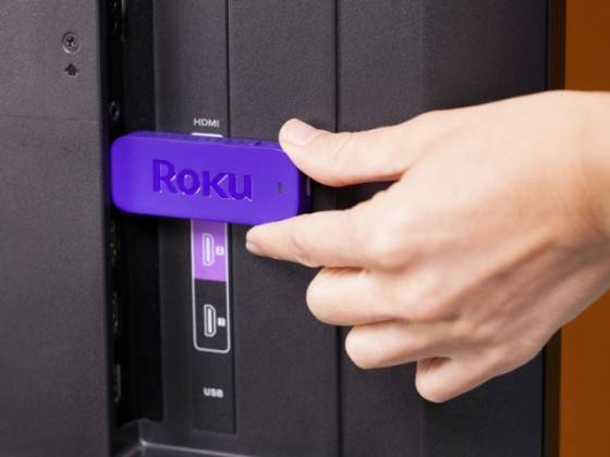 Roku-Streaming-Stick-HDMI-Version_Plugin-640x480