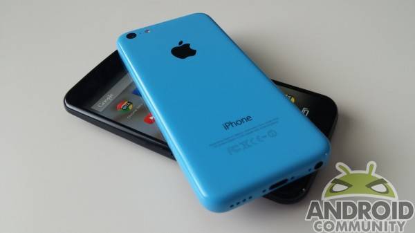 iPhone-Moto-X-AC-600x337