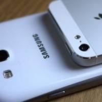 samsung-v-apple1-800×4201-600×315