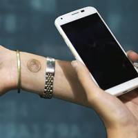 vivalnk-nfc-tattoo