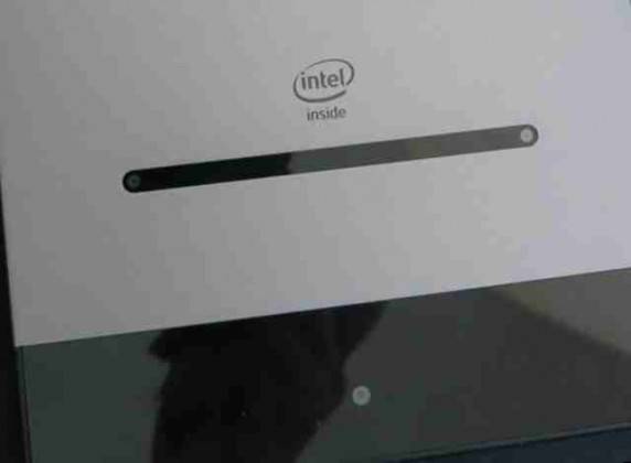 dell_venue8_rear