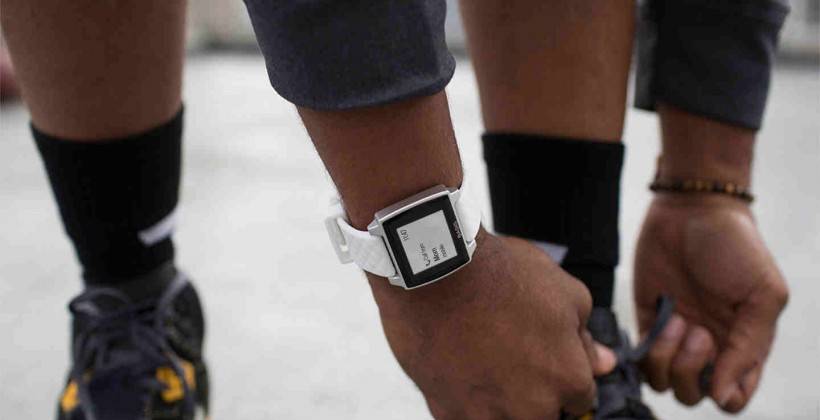 college students with smartwatches