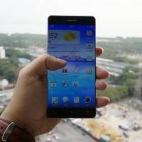 oppo-bezel-less-phone-2