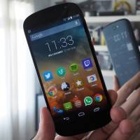 yotaphone2_1