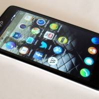 geeksphone_revolution2