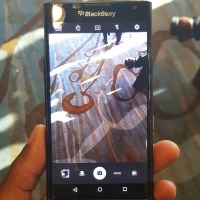2blackberry-priv1