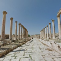 colonnaded