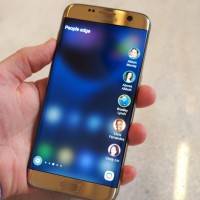 samsung-galaxy-s7-edge-display