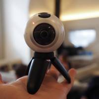 samsung-gear-360-camera-ac-5