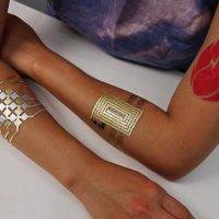 DuoSkin-MIT-Labs-temporary-tattoo-touchscreen-device-technology-design_dezeen_3408_10