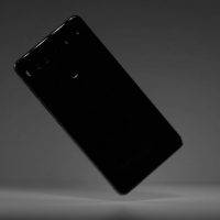 Essential Phone 2 F