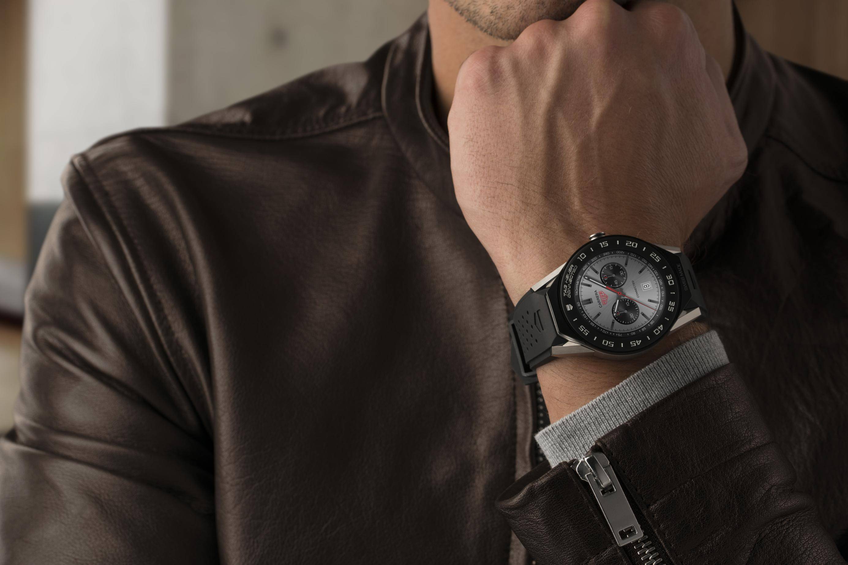 Tag Heuer releases slightly smaller Connected Modular smartwatch