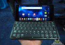 Hands on: Planet Computers Gemini pocket computer at CES 2018