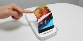Samsung Flexible OLED Display