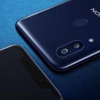 ZTE AXON 9