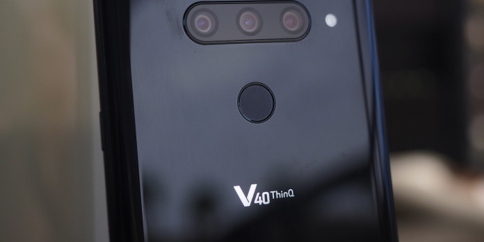 LG V40 ThinQ