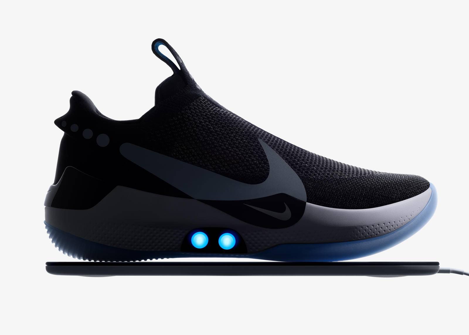 Nike's Adapt BB bball shoes ties its 