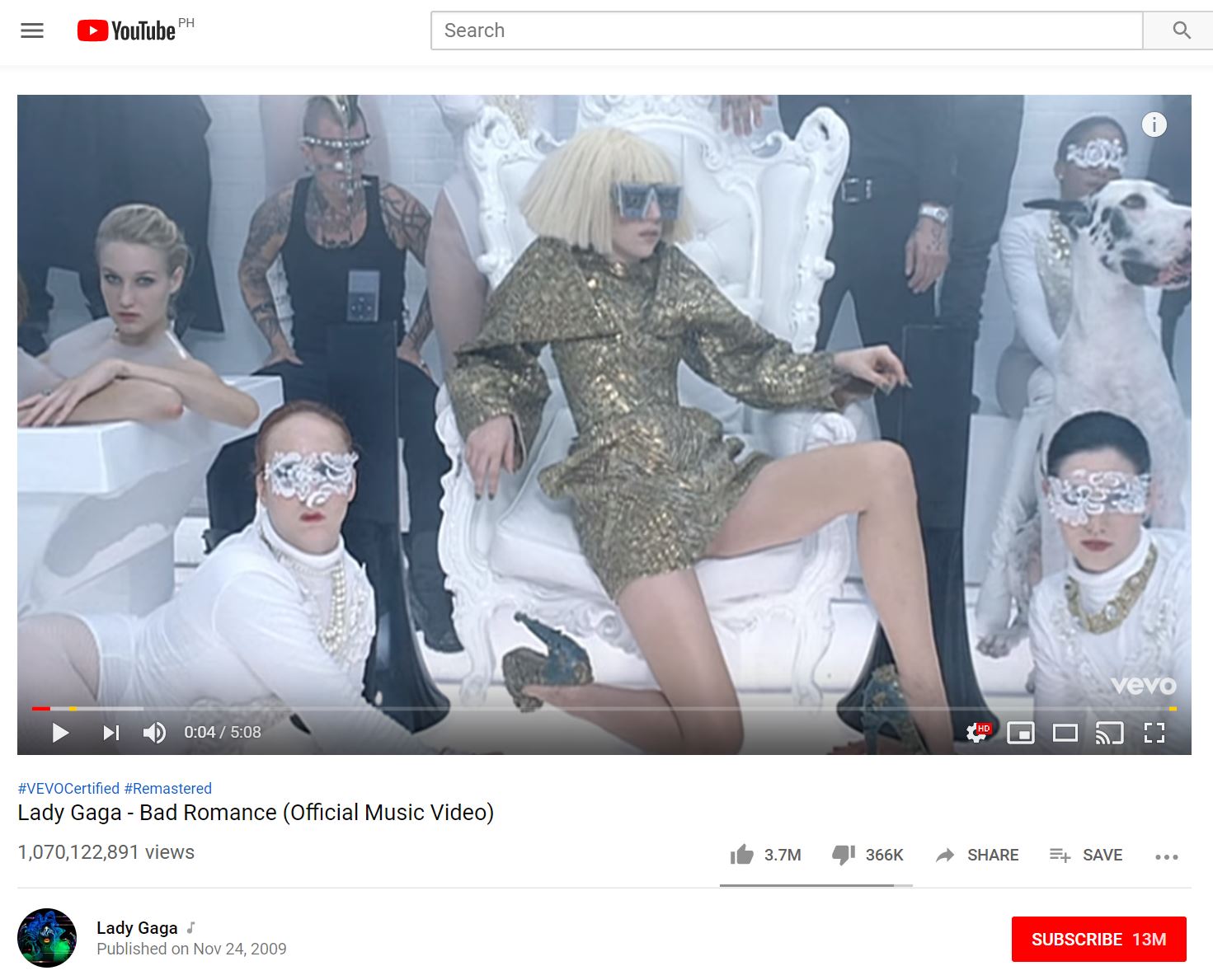 Bad леди. Леди Гага Bad Romance. Lady Gaga Bad Romance 2009. Леди Гага Рома. Lady Gaga Bad Romance Video.