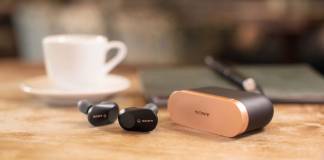 Sony WF-1000XM3 headphones