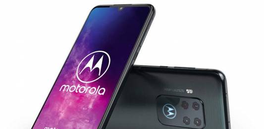 Motorola One Zoom