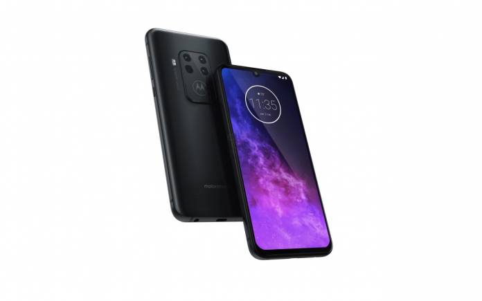 Motorola One Zoom