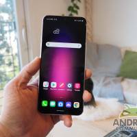 LG V60 ThinQ Hands-on 9