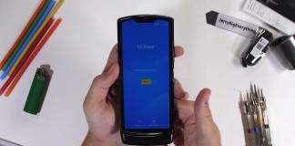 Motorola RAZR 2020 Durability Test