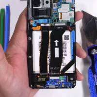Samsung Galaxy S20 Ultra 5G Teardown 3