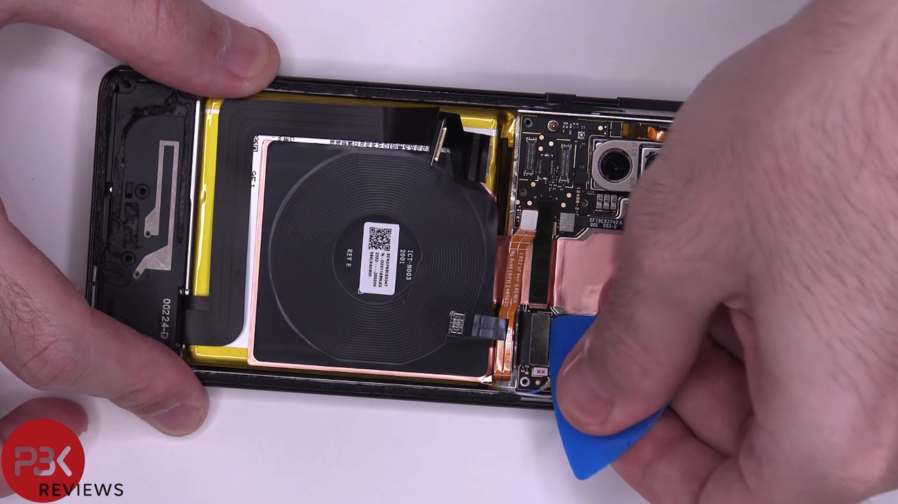 motorola edge plus teardown