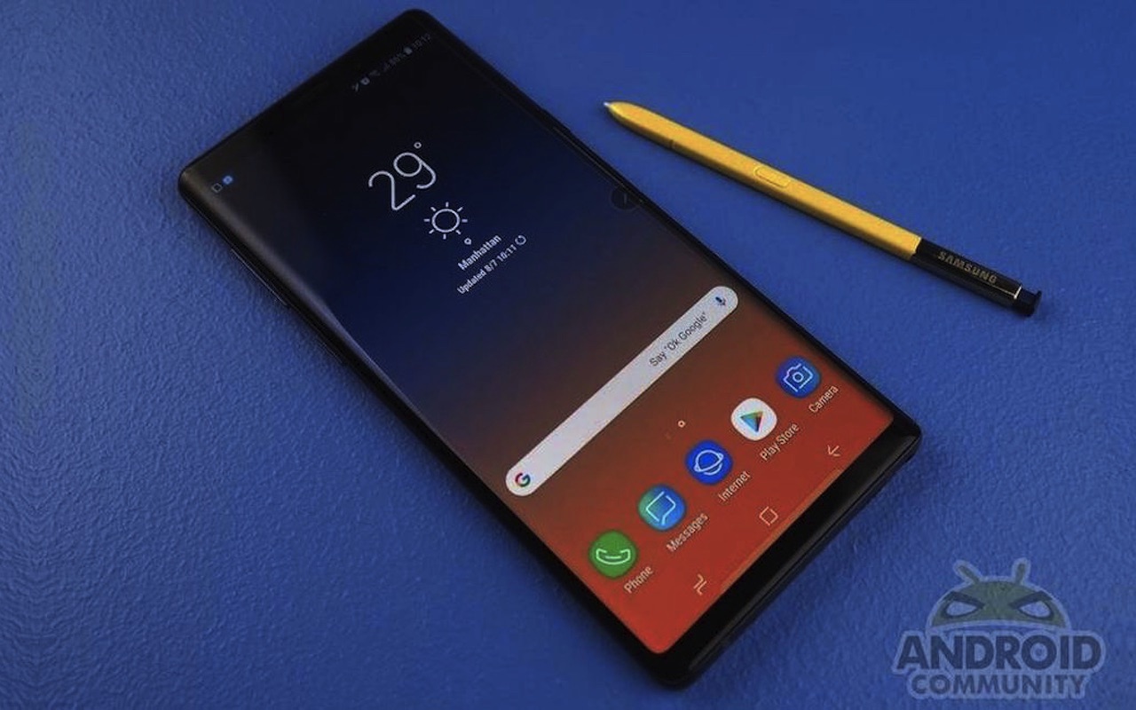 Samsung Galaxy Note 9 also has the tint issue, no fix ready yet