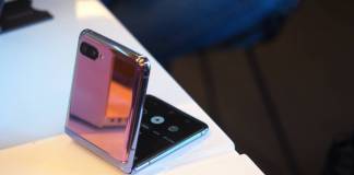 Samsung Galaxy Z Flip camera