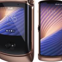 Motorola Razr 5G foldable blush gold
