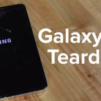 Samsung Galaxy Z Fold 2 Teardown 1