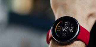 Polar Vantage V2 sports watch images