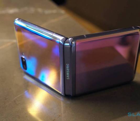 Samsung Galaxy Z Flip 3 Concept Image
