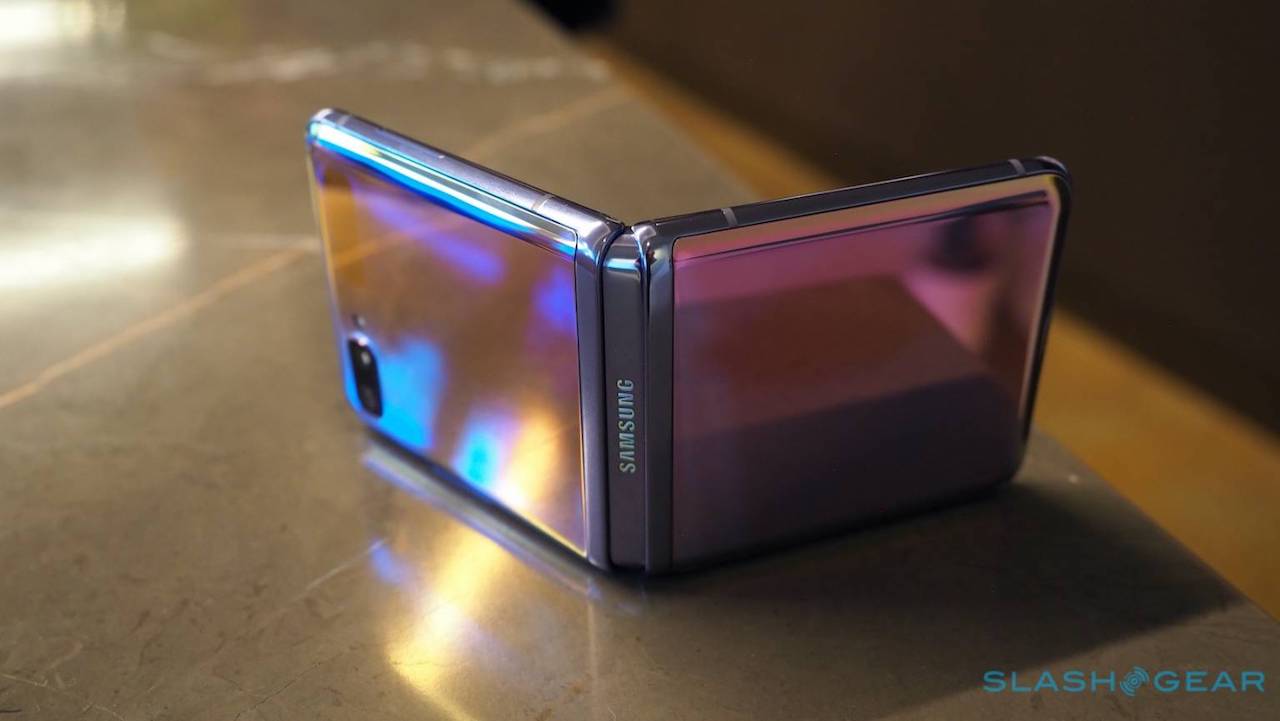 Samsung Galaxy Z Flip 3 Concept Image