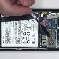 Asus Zenfone 8 Flip Disassembly Teardown 4